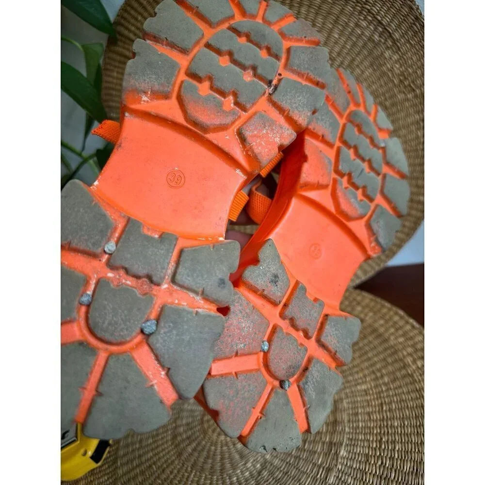 Women’s size 8 orange sandals